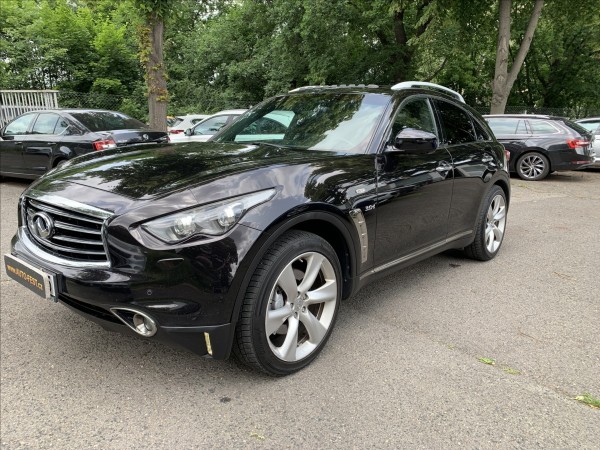 Infiniti QX70