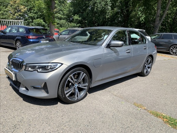 BMW Řada 3