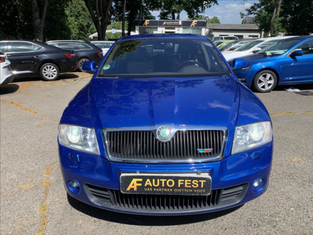 Škoda Octavia 2,0 TSI RS 147KW ČR, SERVISKA