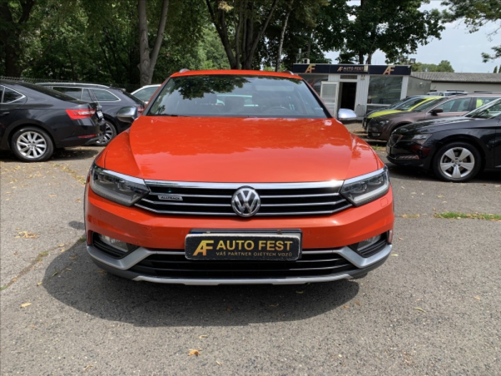 Volkswagen Passat 2,0 TDI ALLTRACK DSG 1.MAJ., ČR