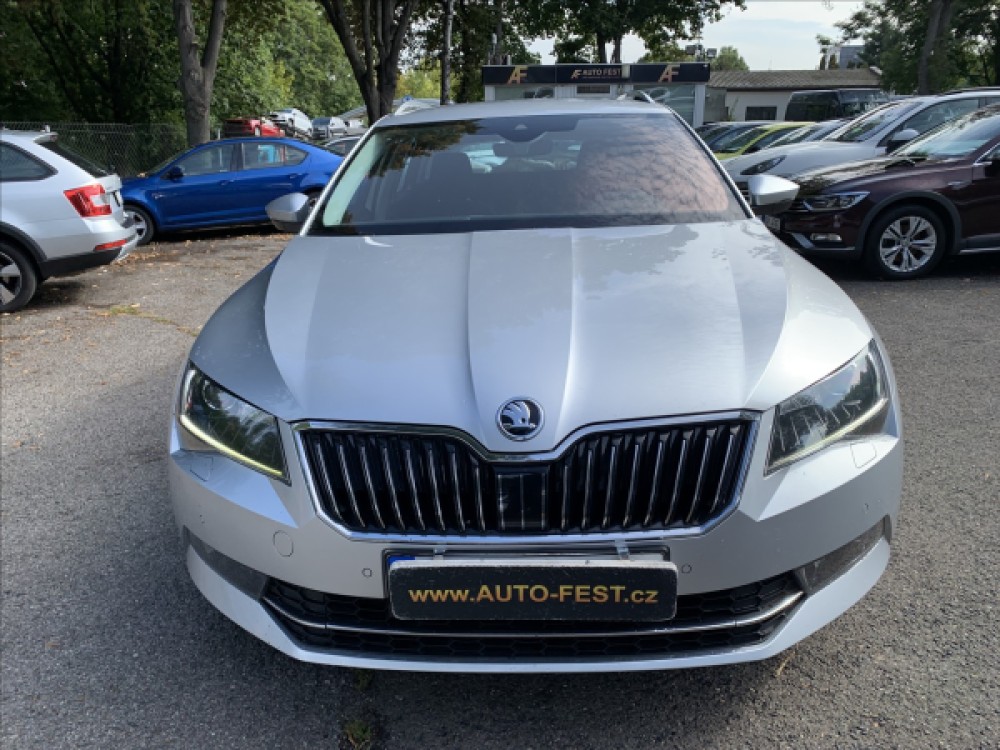 Škoda Superb 2,0 TDI DSG 140 KW 4x4 STYLE