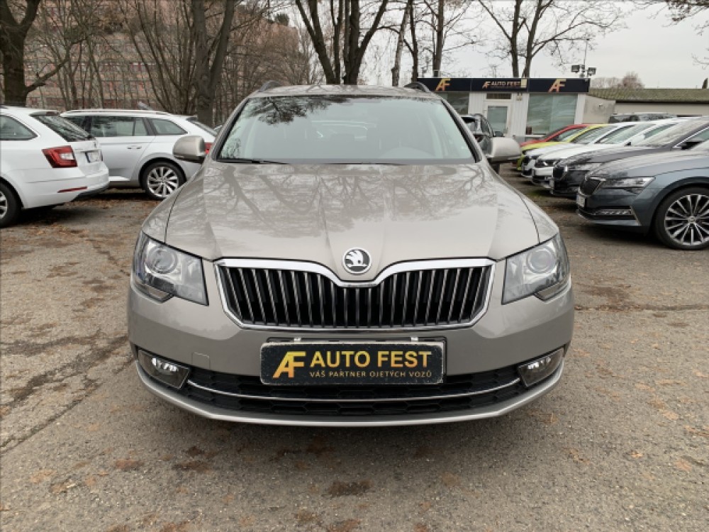 Škoda Superb 2,0 TDI DSG 125KW 1.MAJ., ČR, 