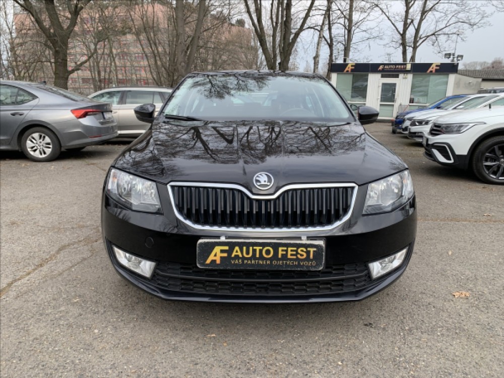 Škoda Octavia 1,4 TSI AMB.1.MAJ., ČR, SERVISKA