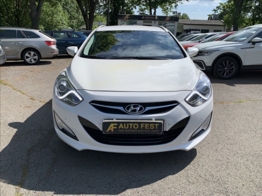 Hyundai i40 1,7 CRDI 1.MAJ., ČR, SERVISKA