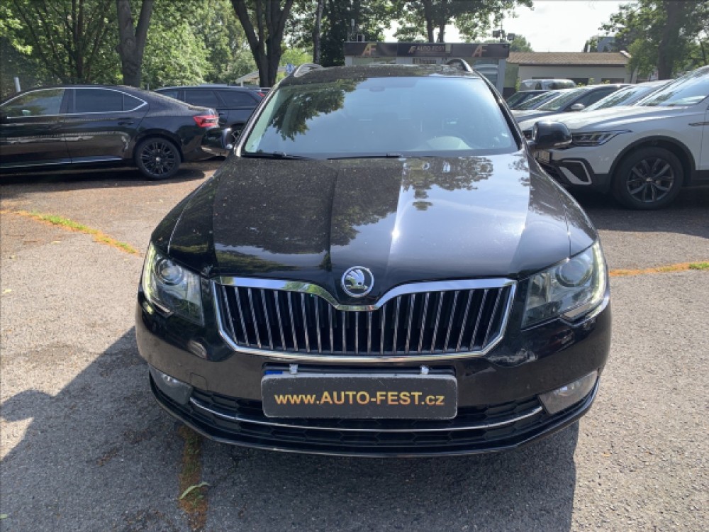 Škoda Superb 2,0 TDI DSG