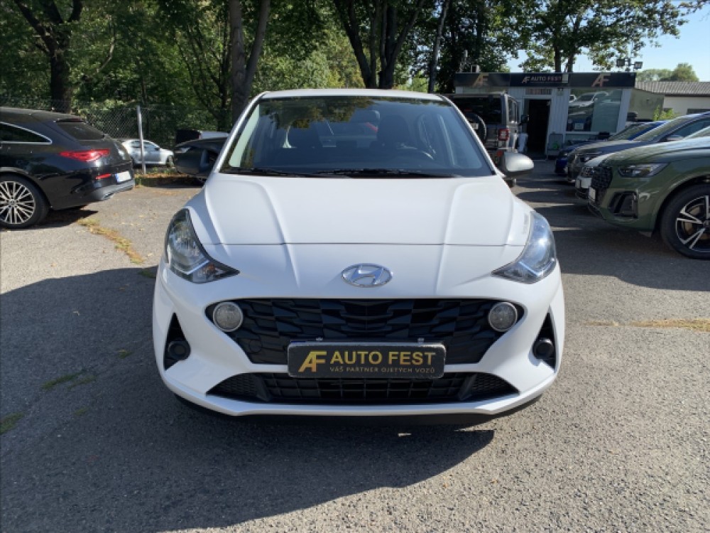 Hyundai i10 1,0 i, ČR, 1.MAJ., SERVISKA