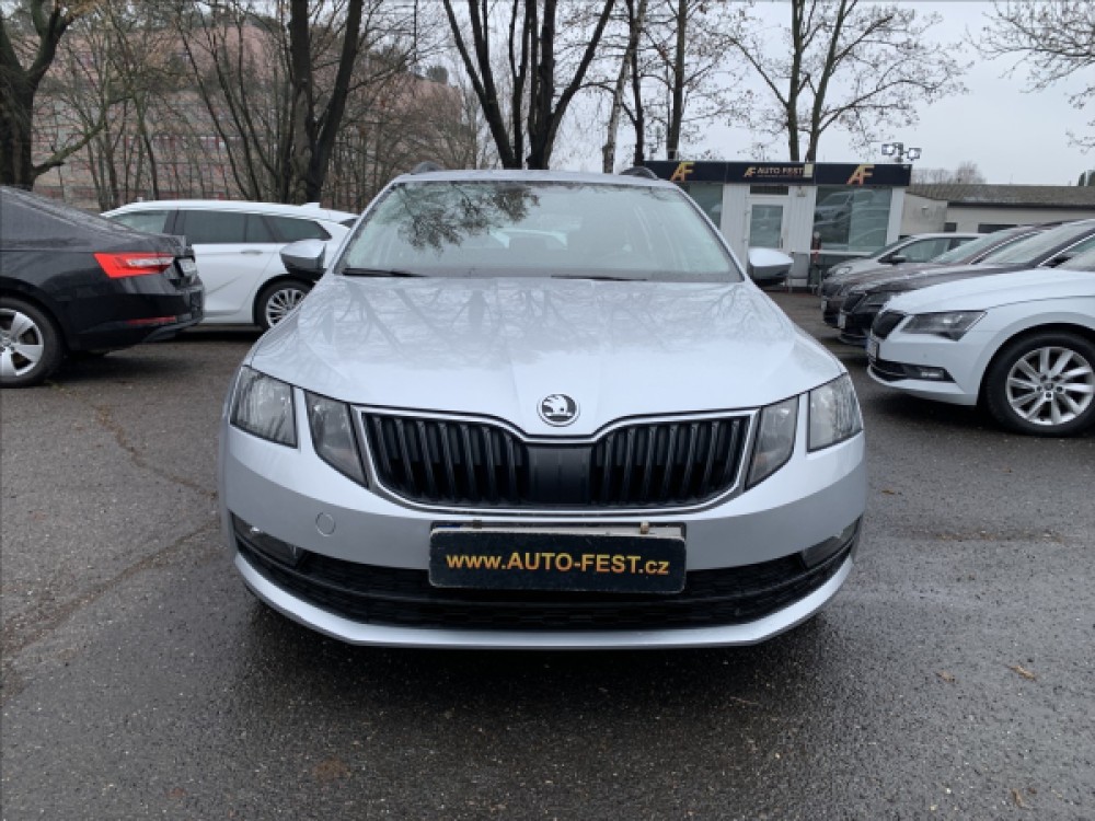 Škoda Octavia 1,6 TDI 85kW Ambition Combi, ČR